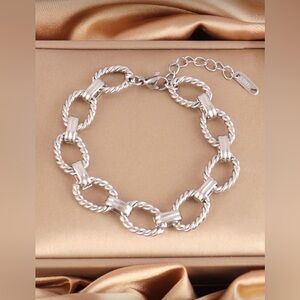 Silver Tone Chain Bracelet